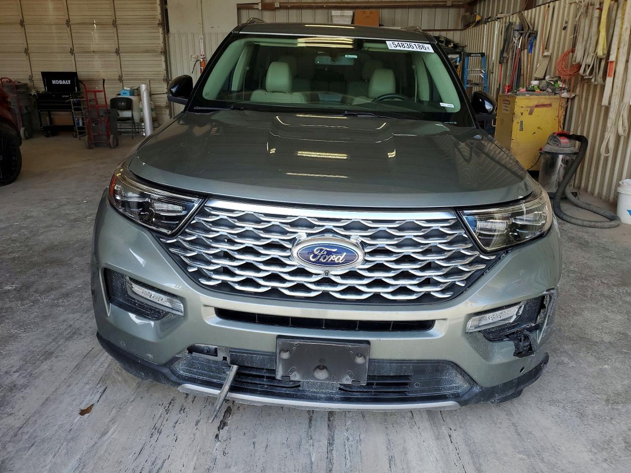 Ford Explorer Platinum