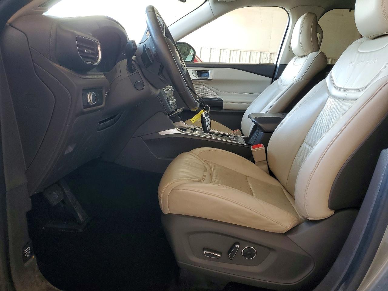 Ford Explorer Platinum