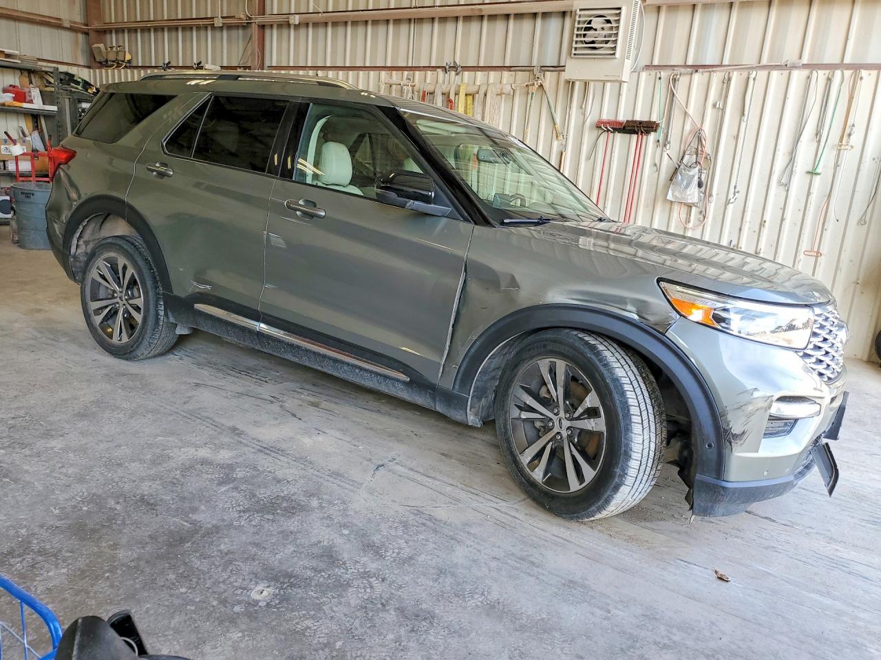 Ford Explorer Platinum