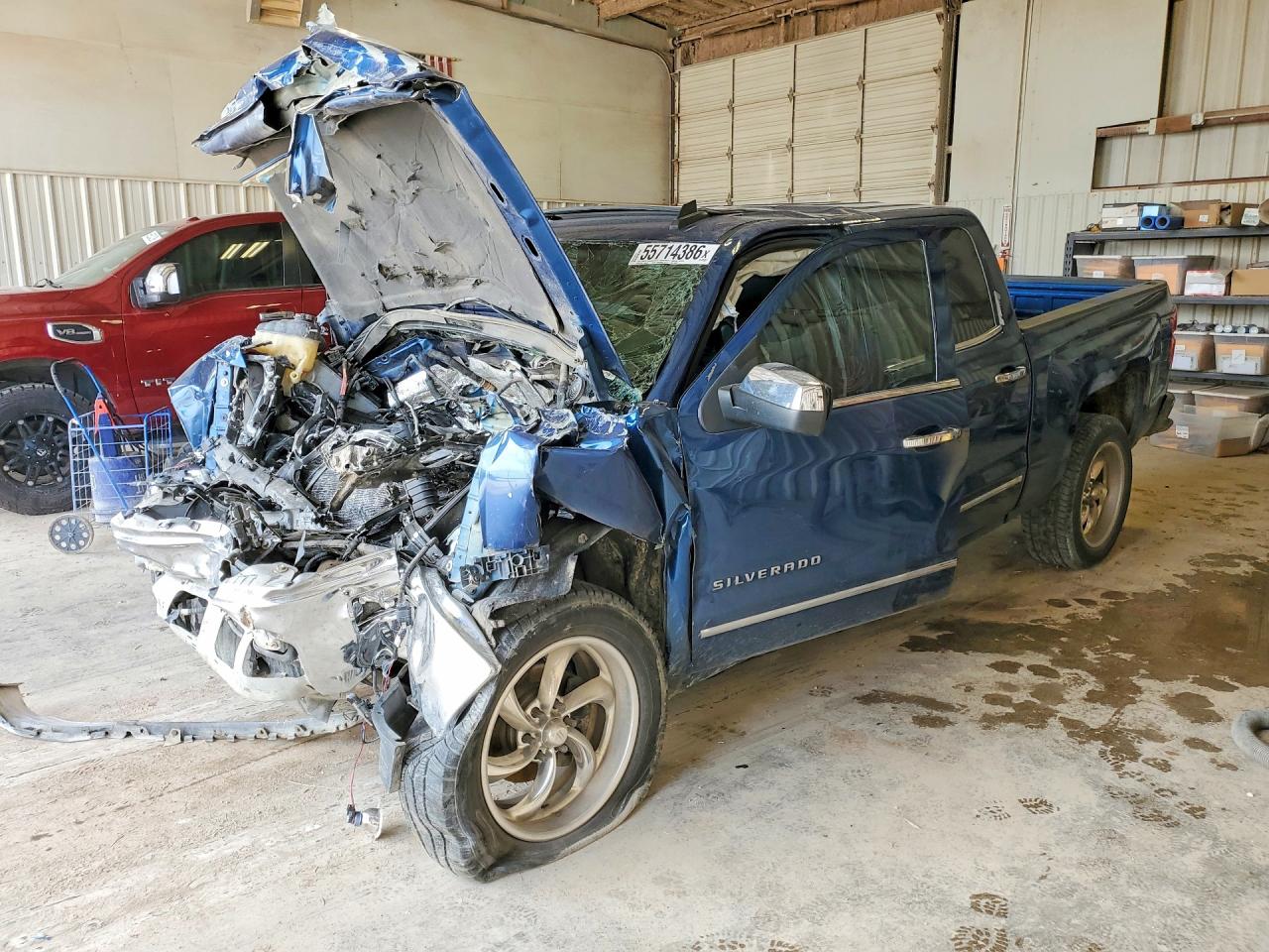 Salvage Chevrolet Silverado Image