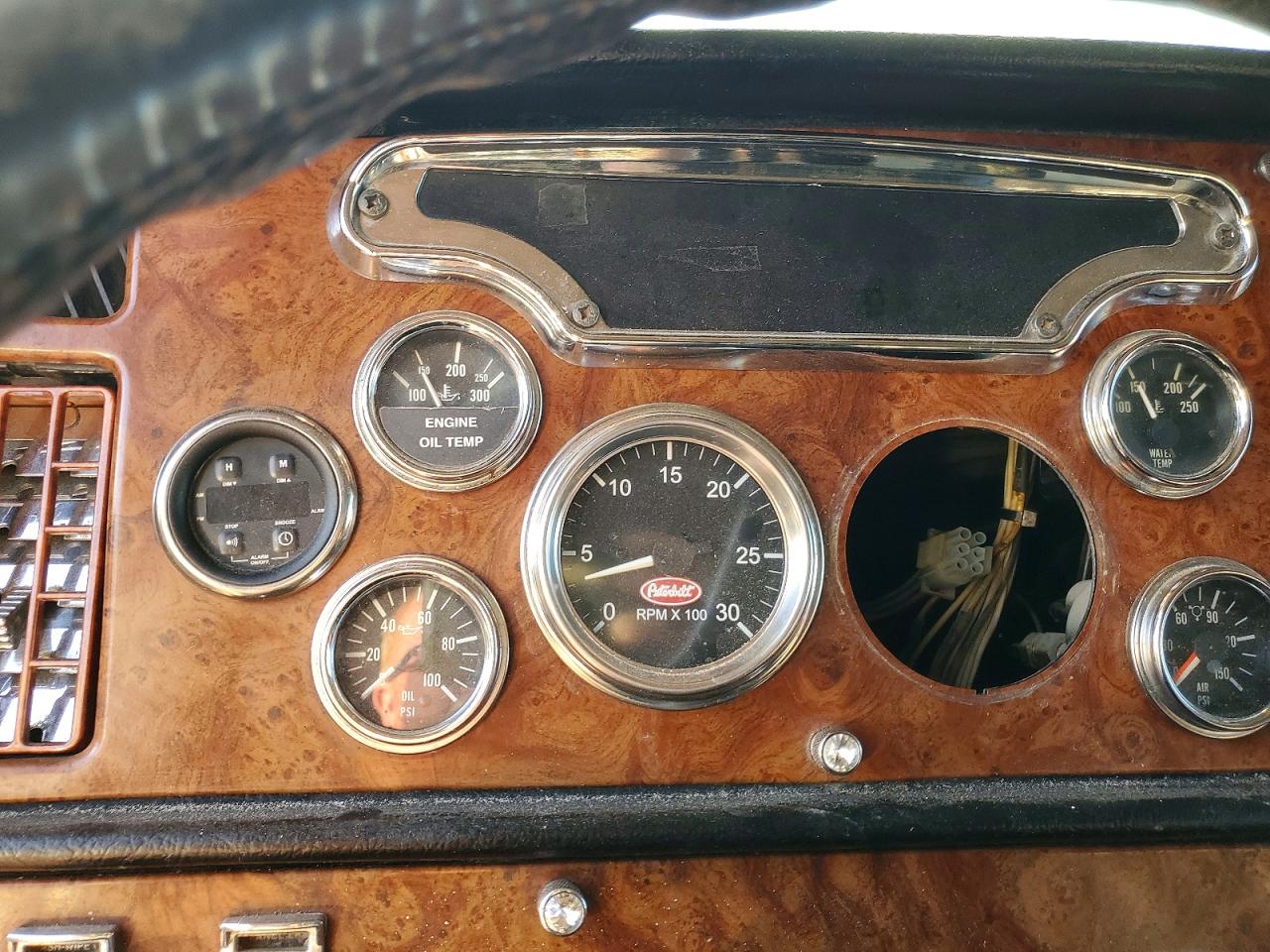Peterbilt 379