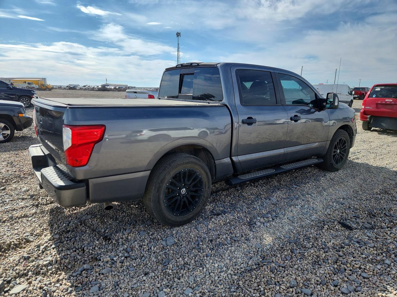 Nissan Titan Sl