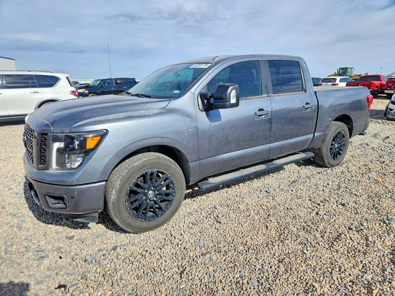 Salvage Nissan Titan Image