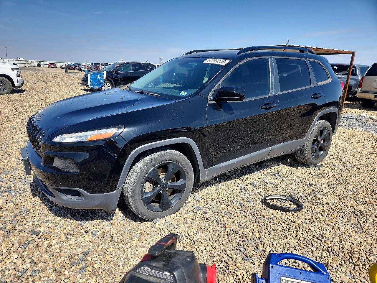 Salvage Jeep Grand Cherokee Image