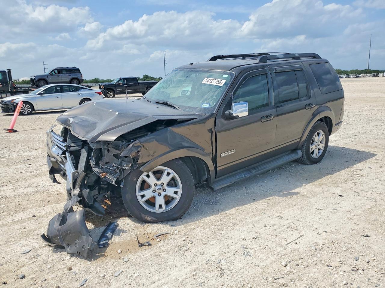 Salvage Ford Explorer Image