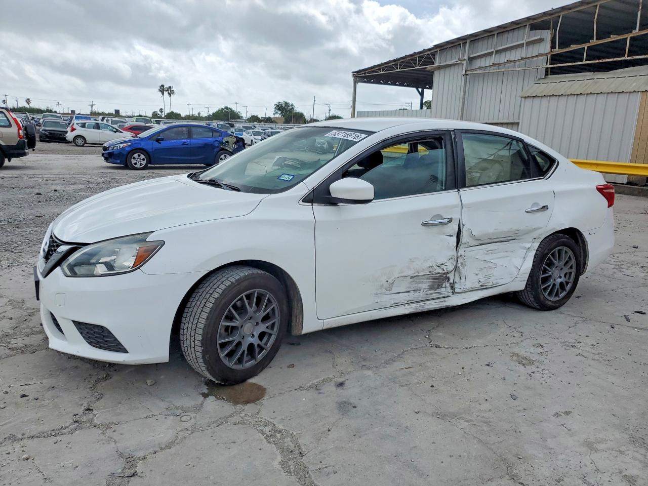 Salvage Nissan Sentra Image