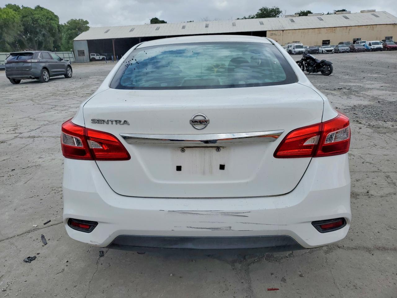 Nissan Sentra S