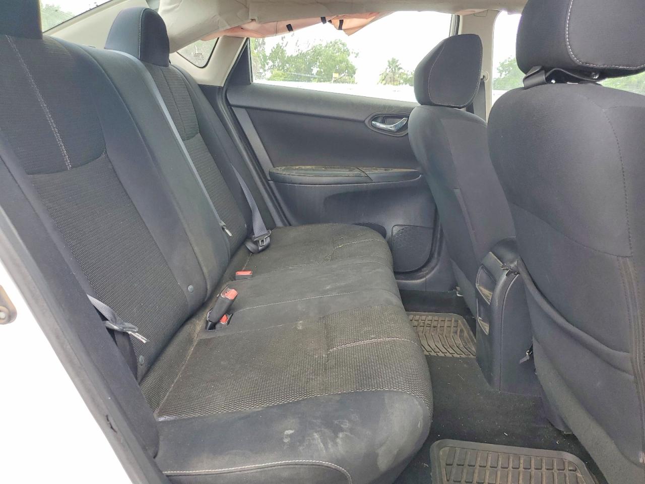 Nissan Sentra S