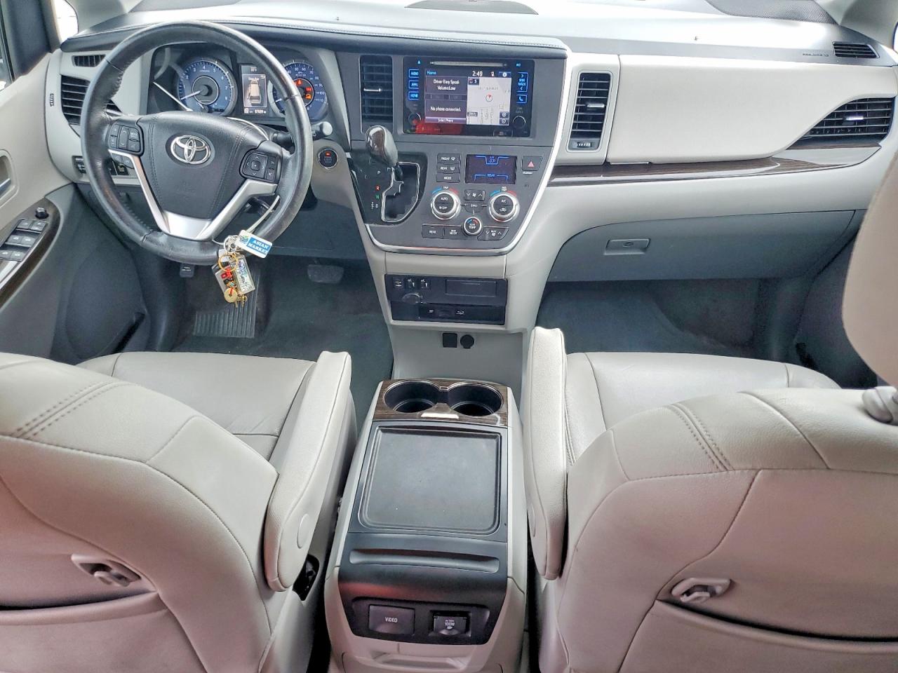 Toyota Sienna Xle Premium 8-passenger
