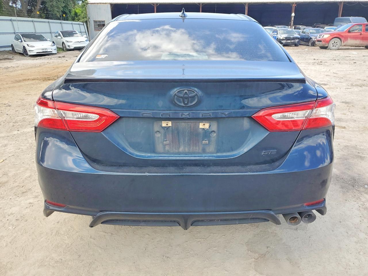 Toyota Camry Se
