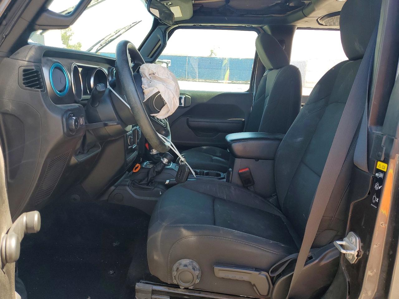 Jeep Wrangler Sport