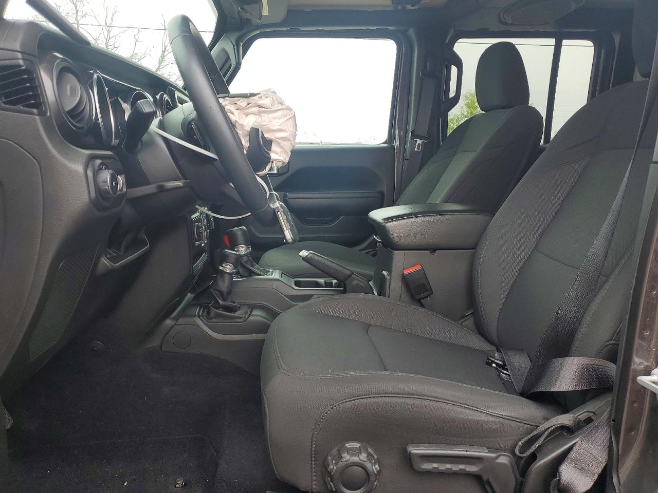 Jeep Wrangler Sport