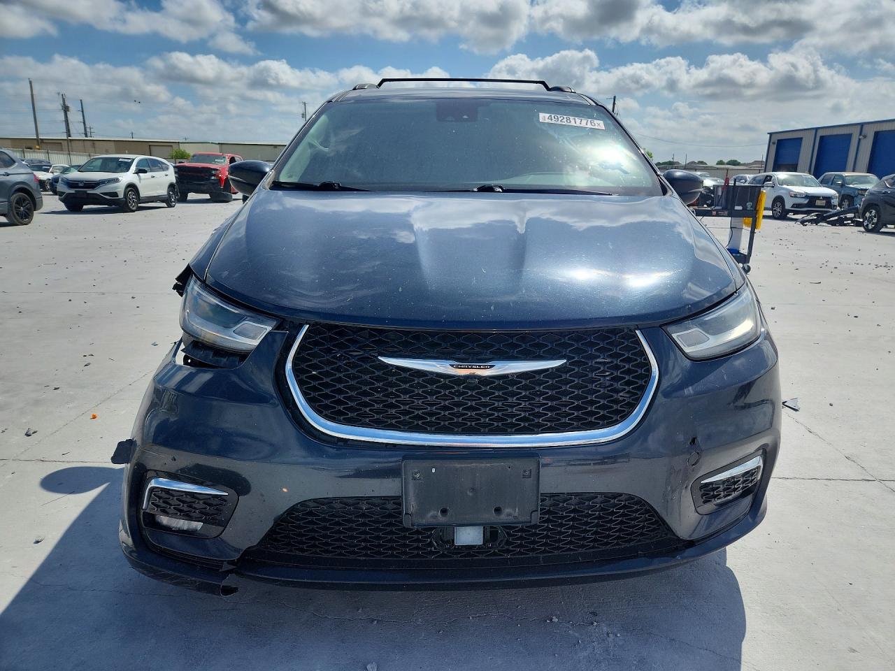 Chrysler Pacifica Touring