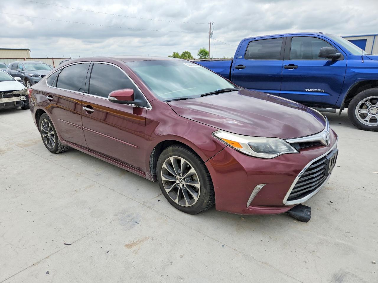Toyota Avalon Xle