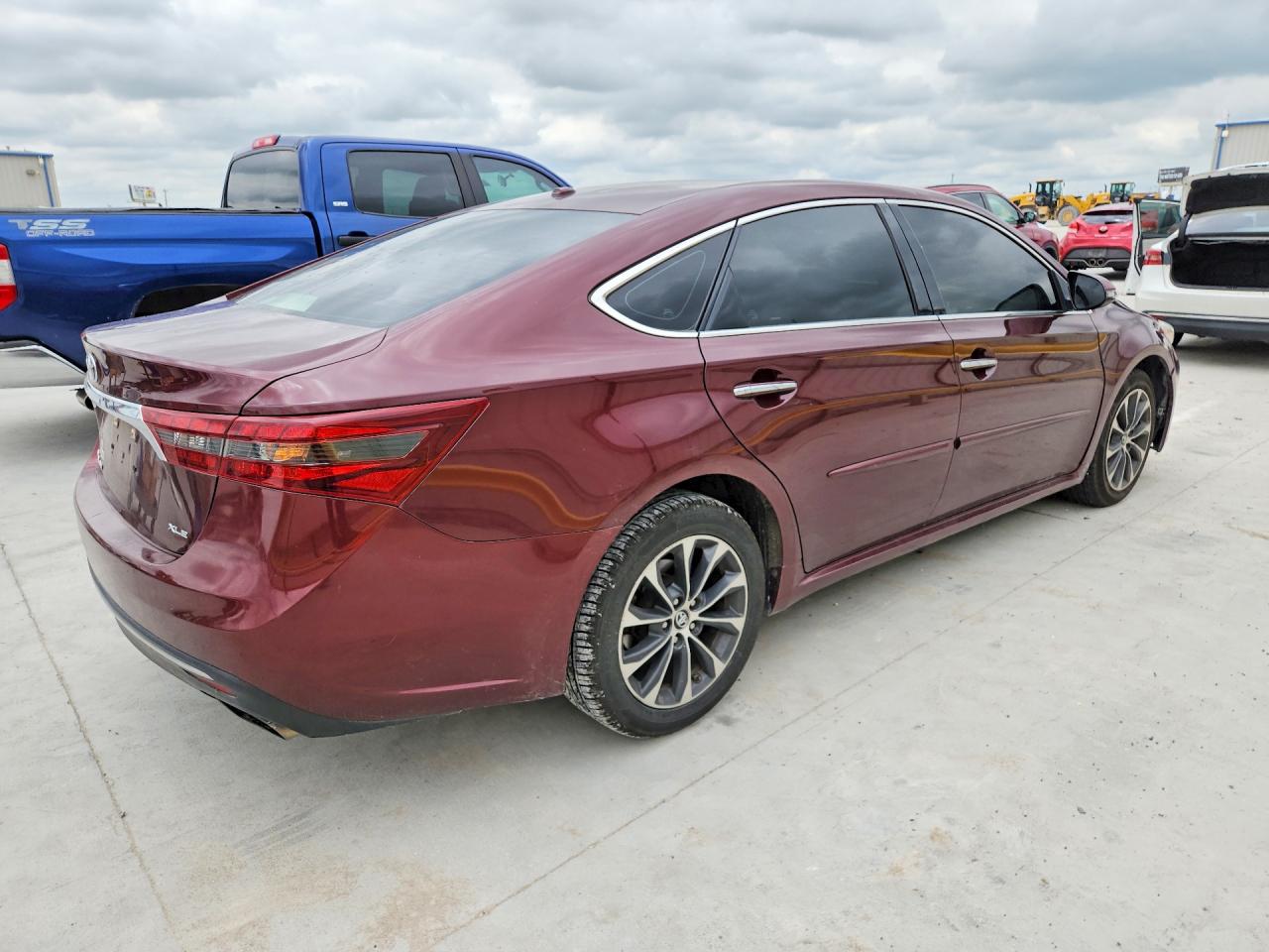 Toyota Avalon Xle