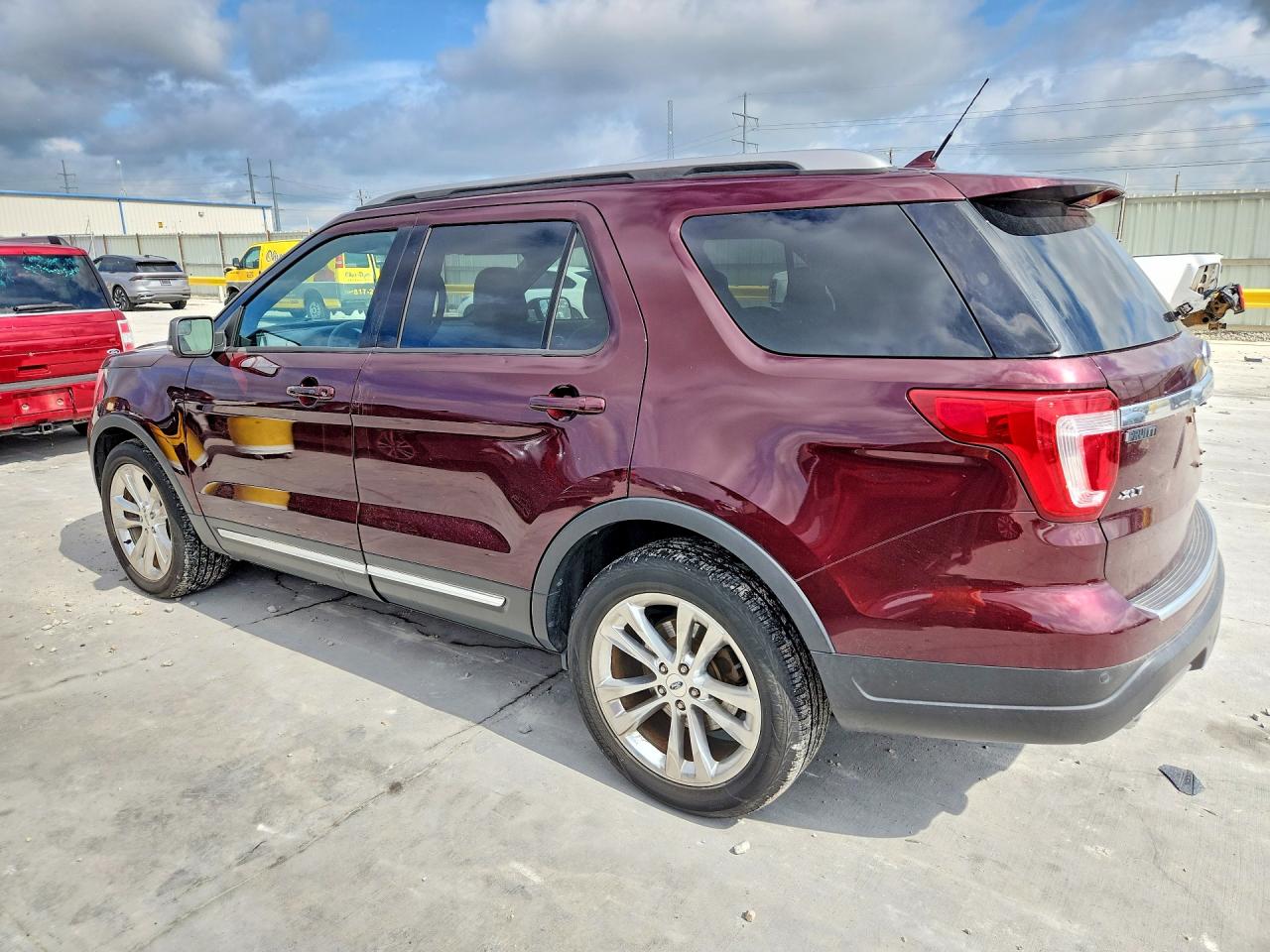 Ford Explorer Xlt
