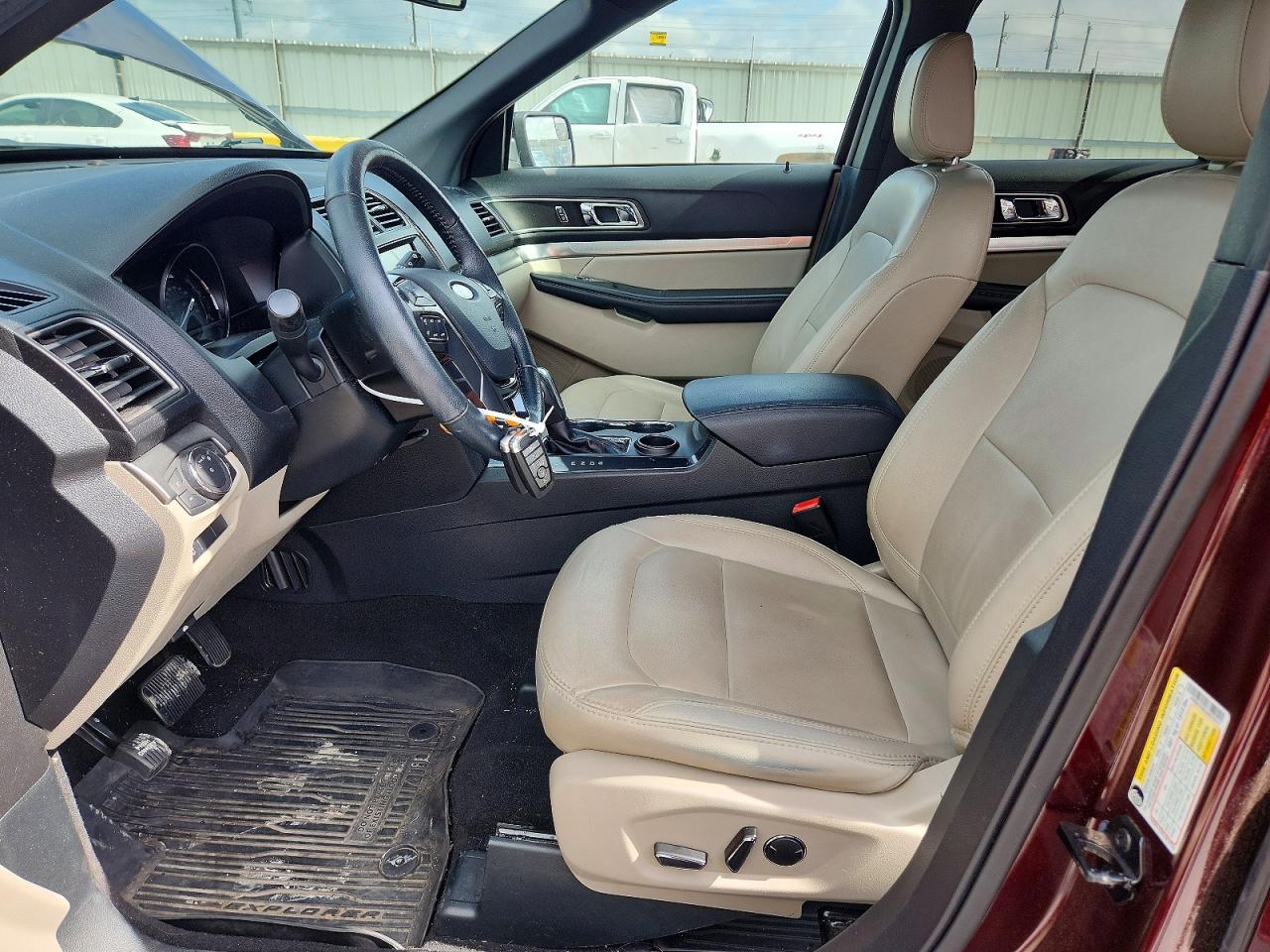 Ford Explorer Xlt