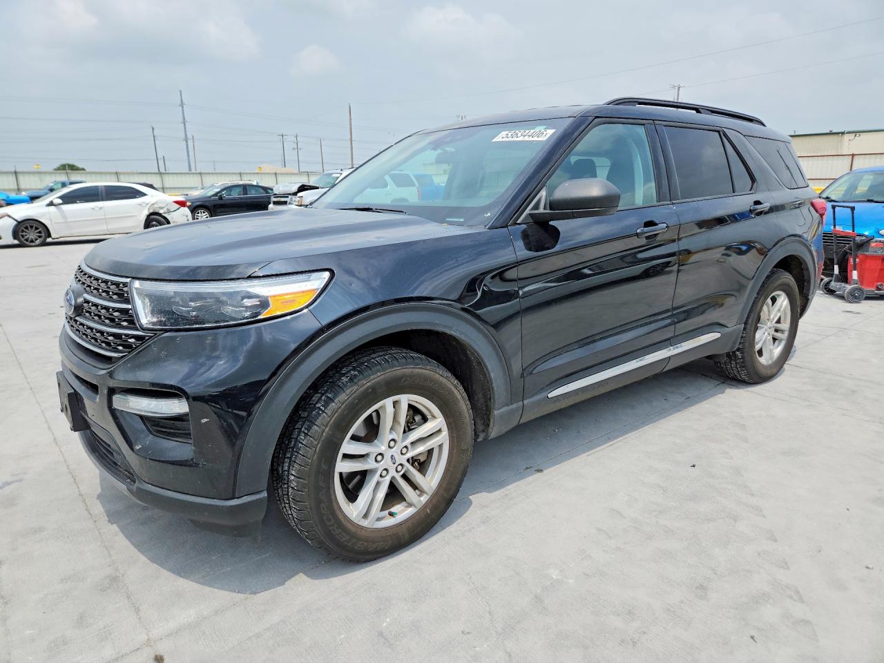 Salvage Ford Explorer Image