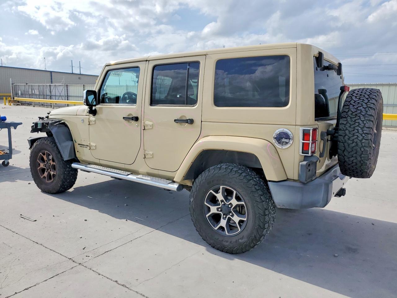 Jeep Wrangler Sahara