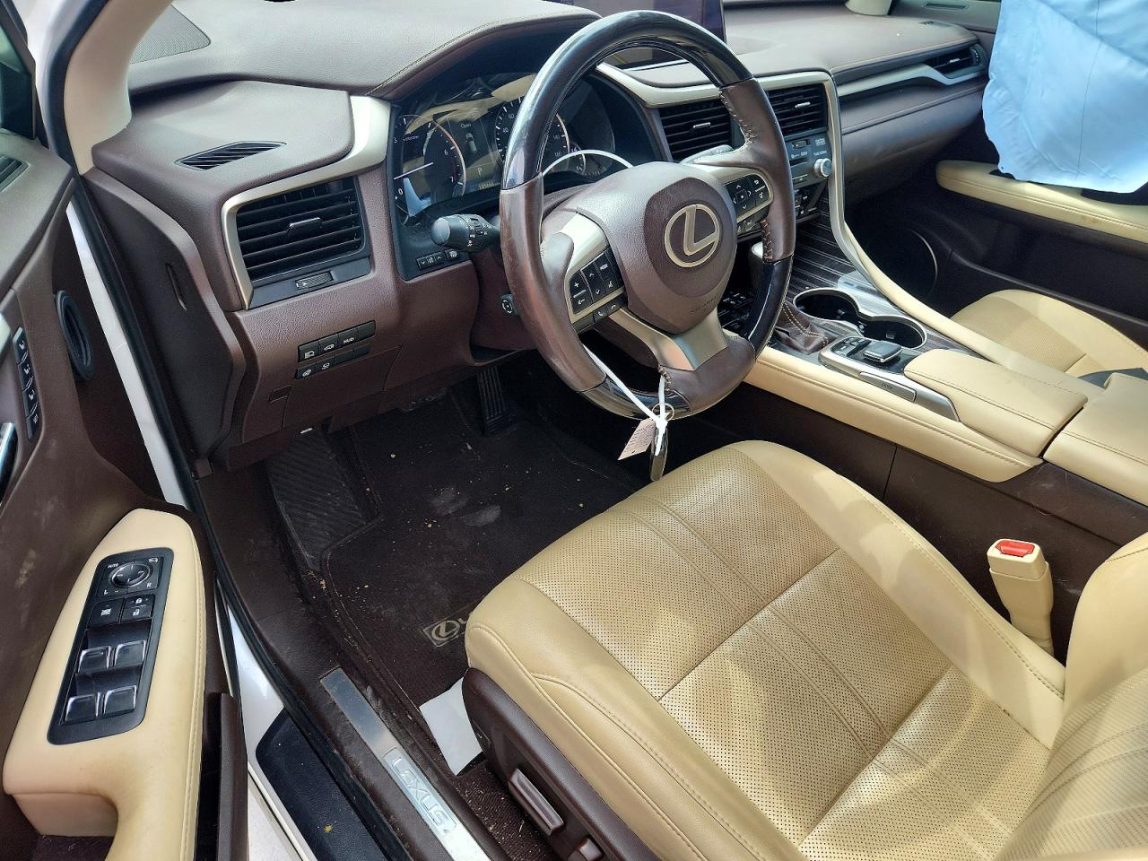 Lexus RX Base