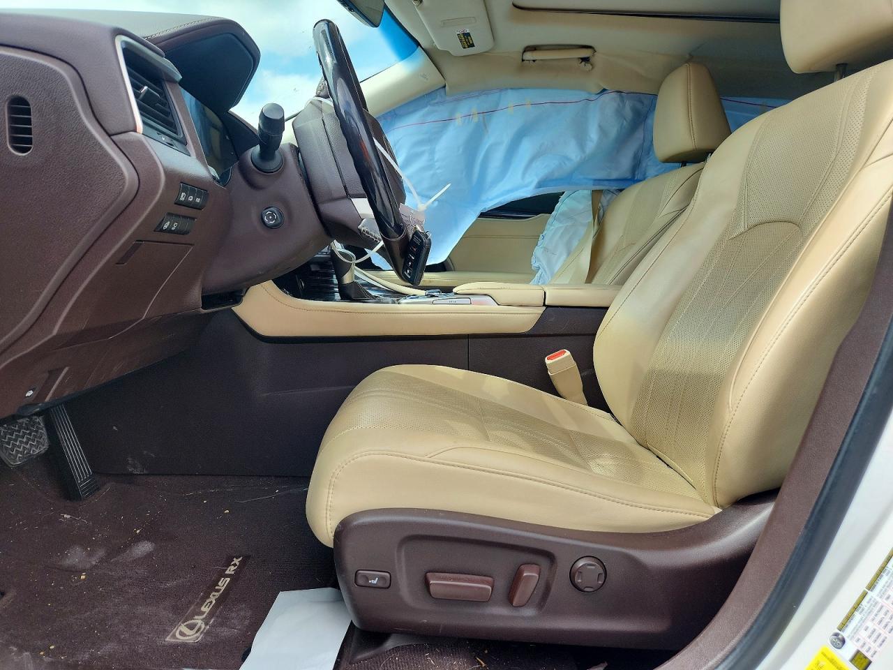 Lexus RX Base