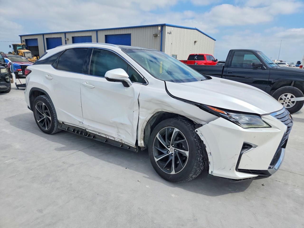 Lexus RX Base