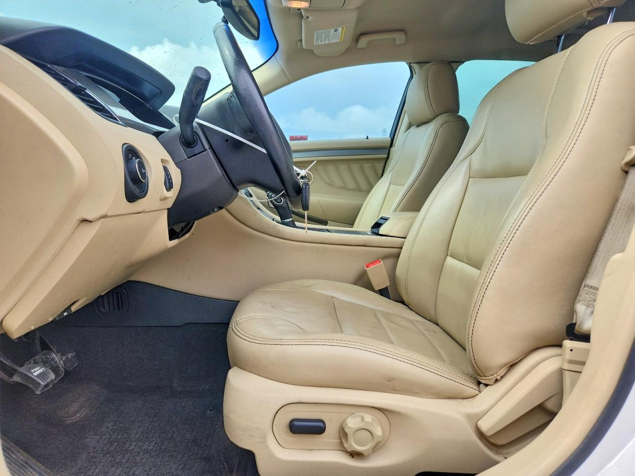 Ford Taurus Sel