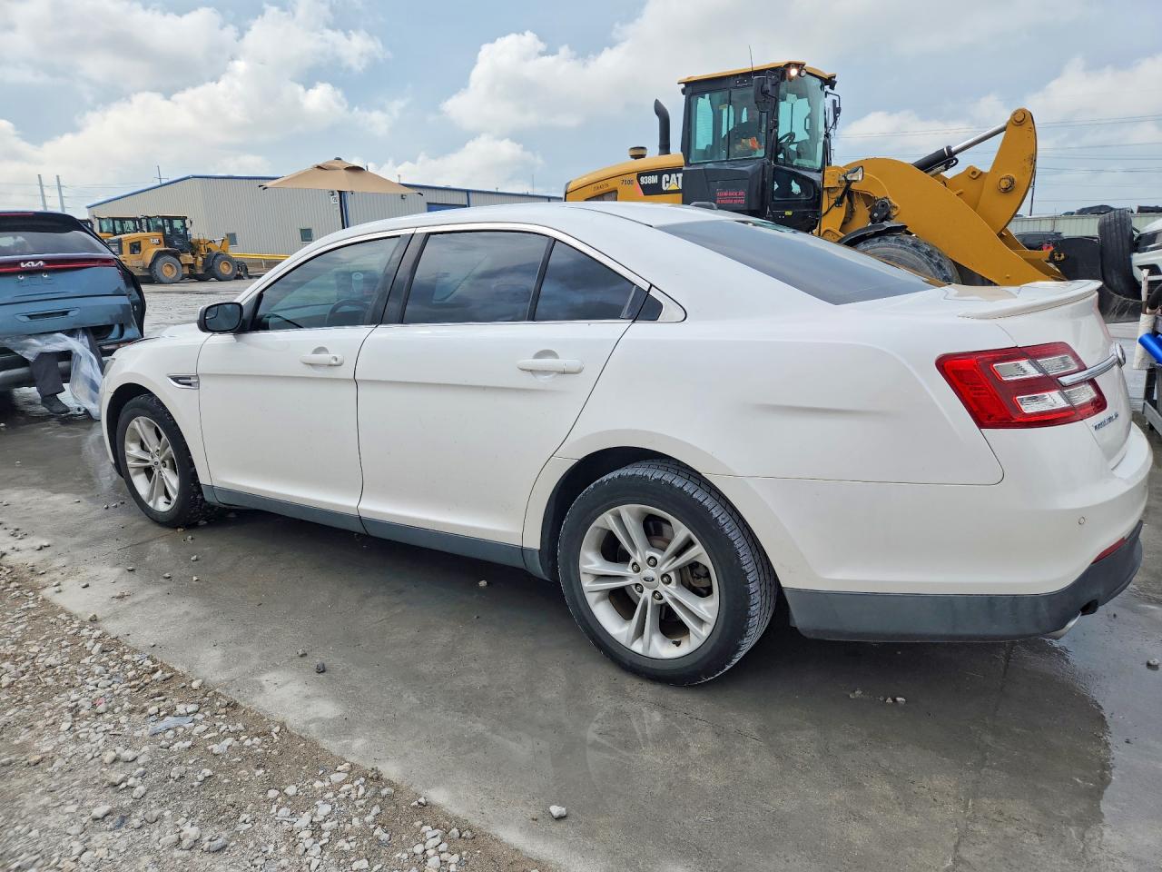 Ford Taurus Sel