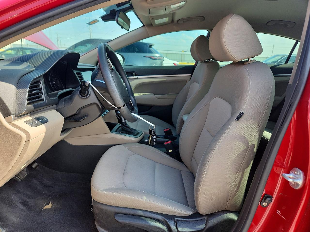 Hyundai ELANTRA Sel