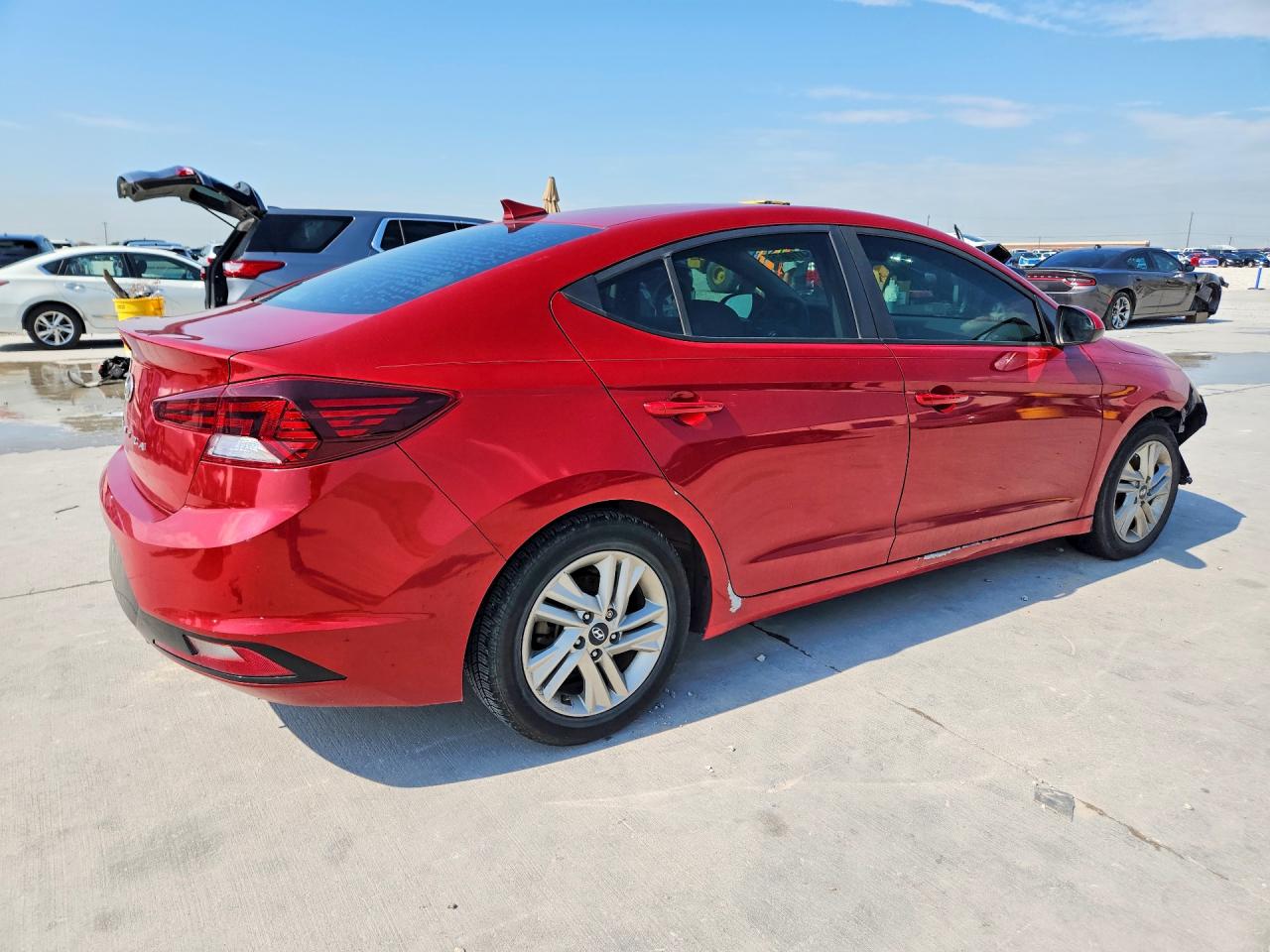 Hyundai ELANTRA Sel