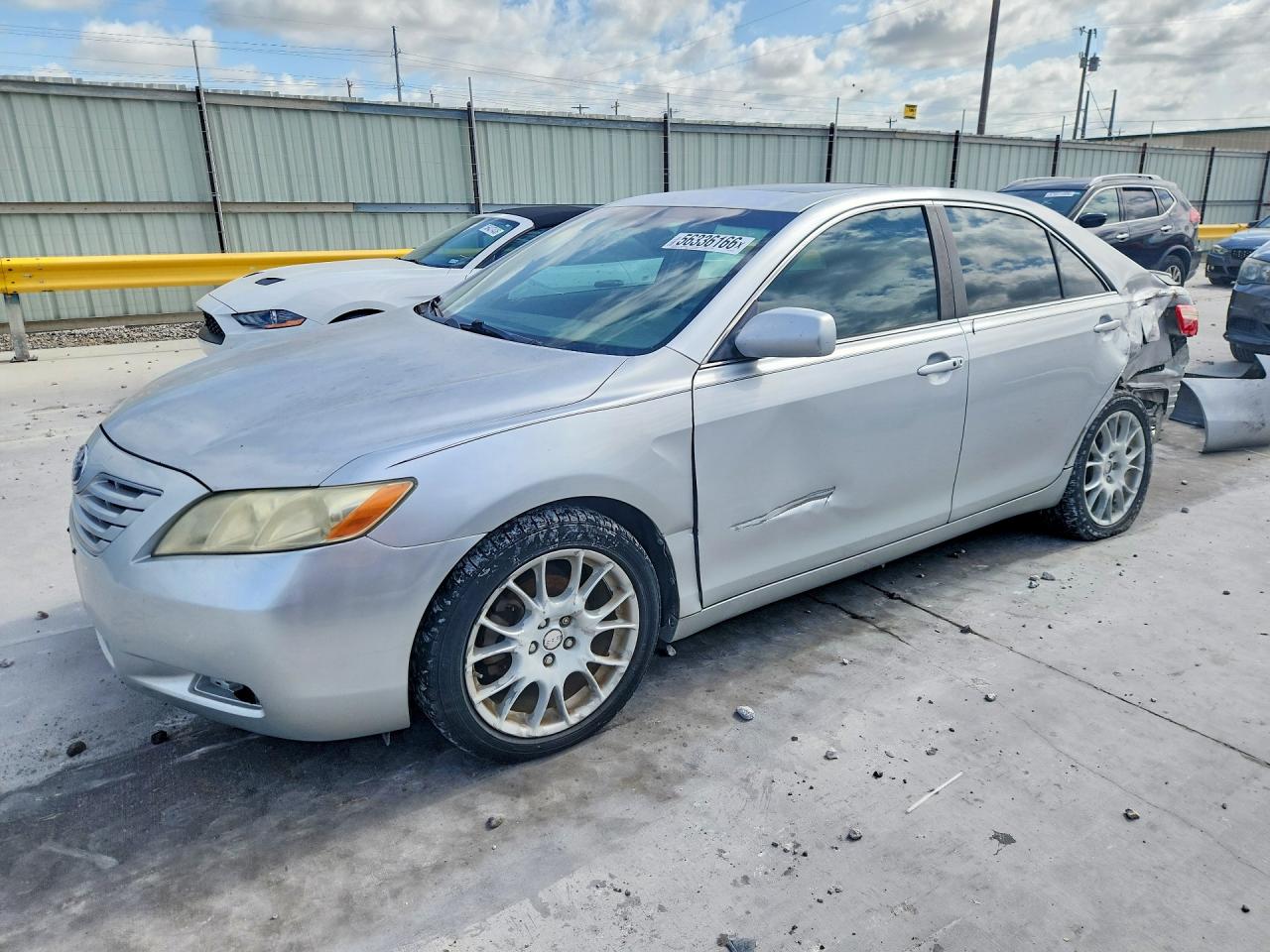 Salvage Toyota Camry Image