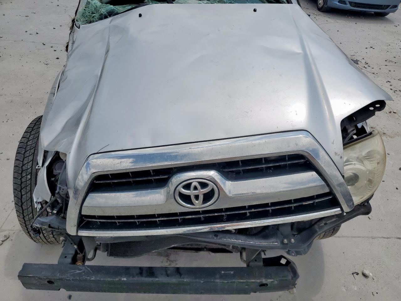 Toyota 4Runner Sr5