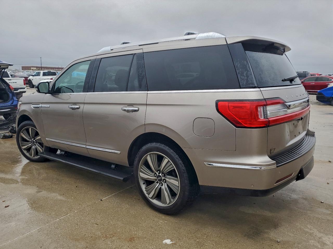 Lincoln Navigator Reserve
