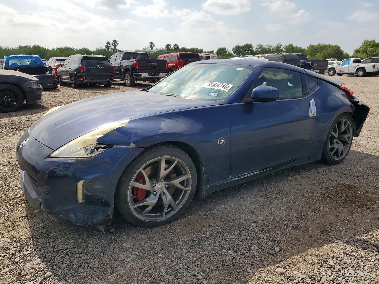 Salvage Nissan 370Z Image