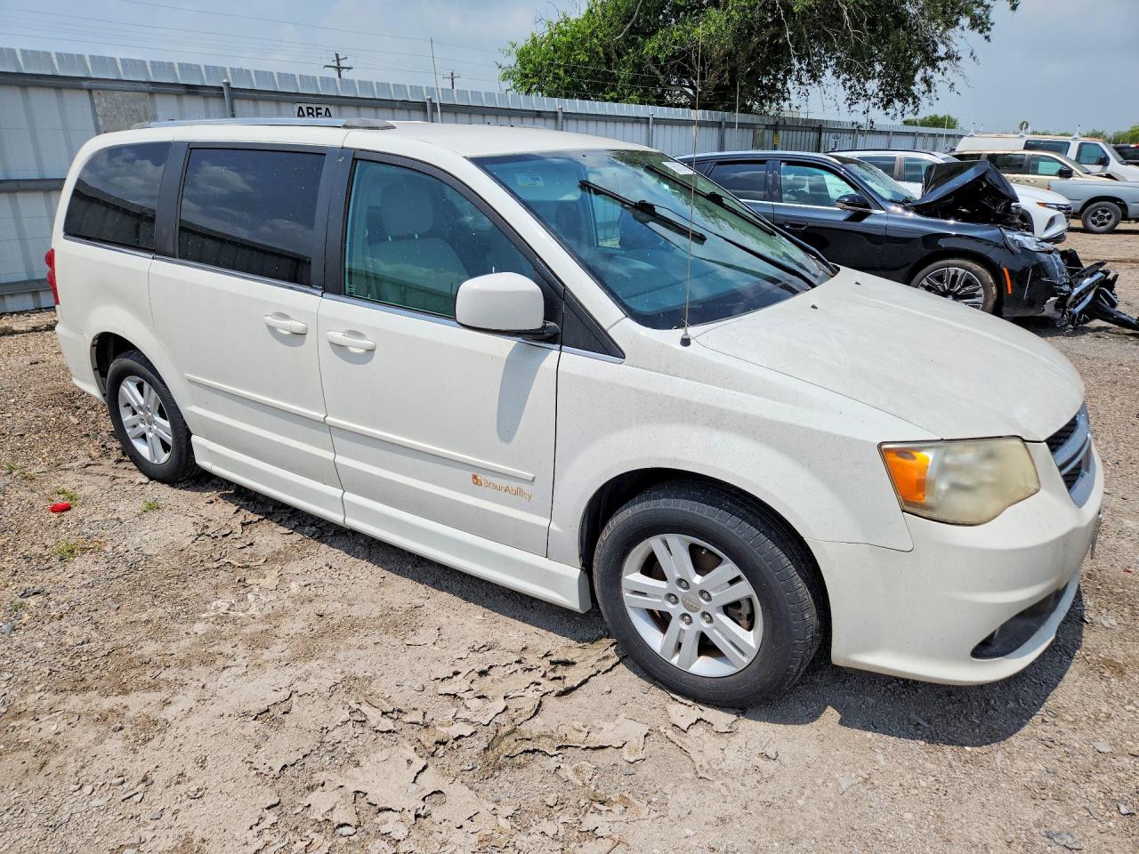 Dodge Caravan