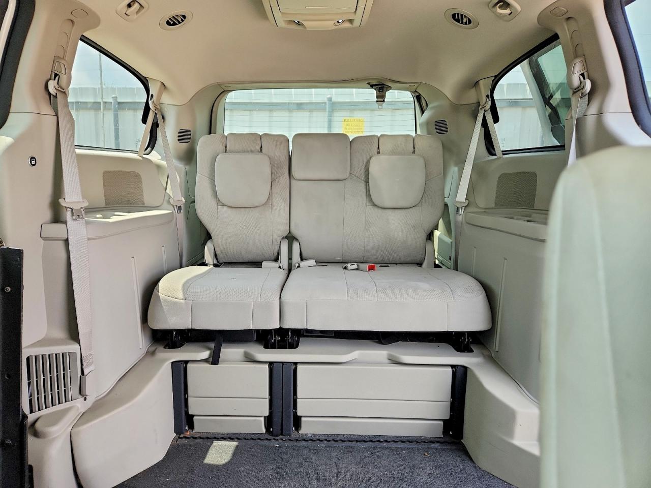 Dodge Caravan