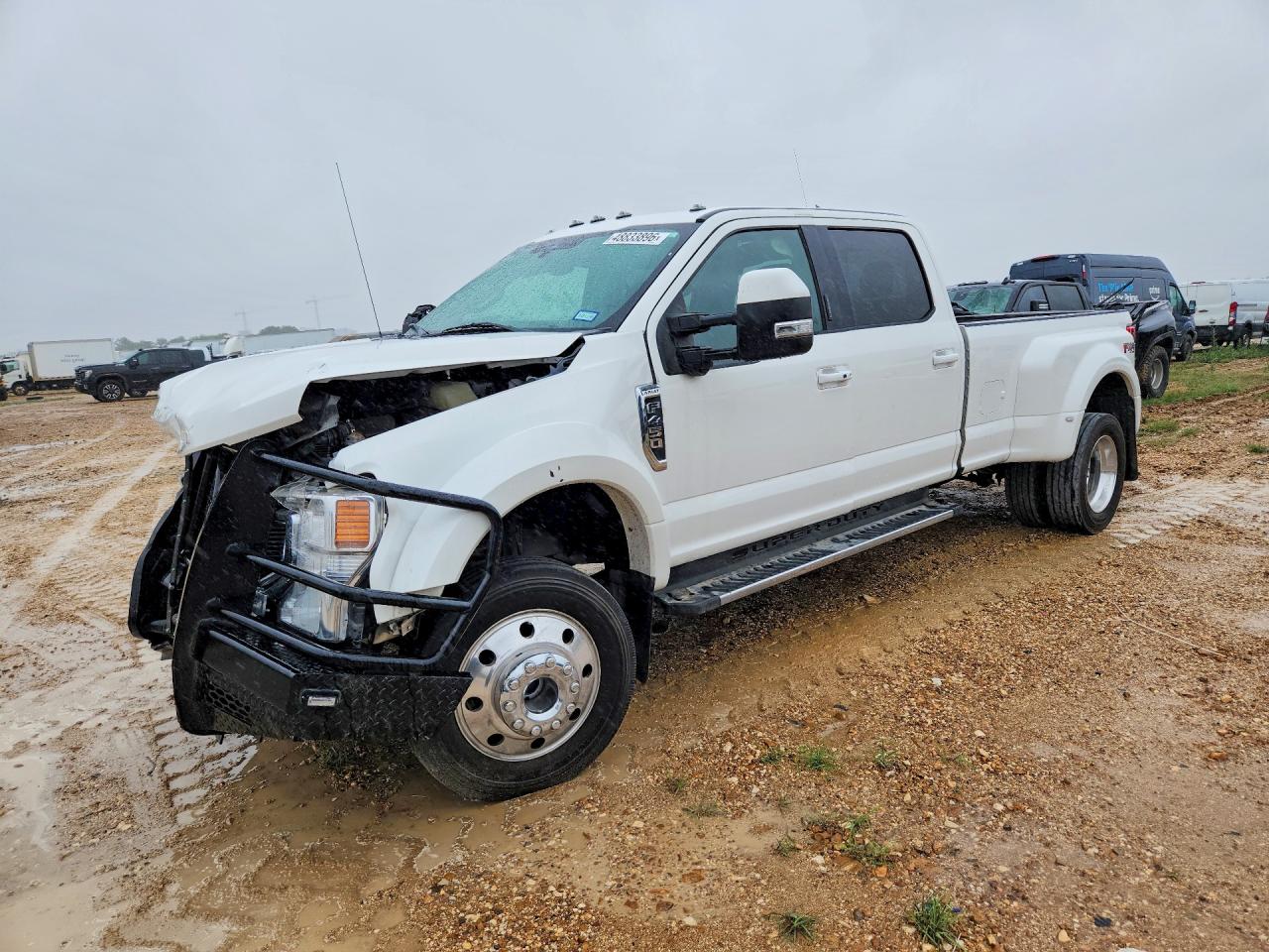 Salvage Ford F-450 Image