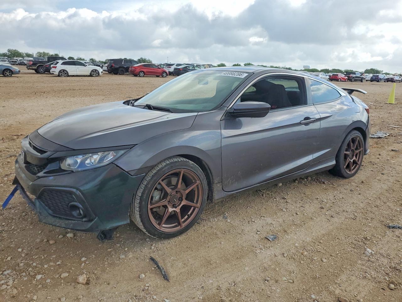Salvage Honda Civic Image
