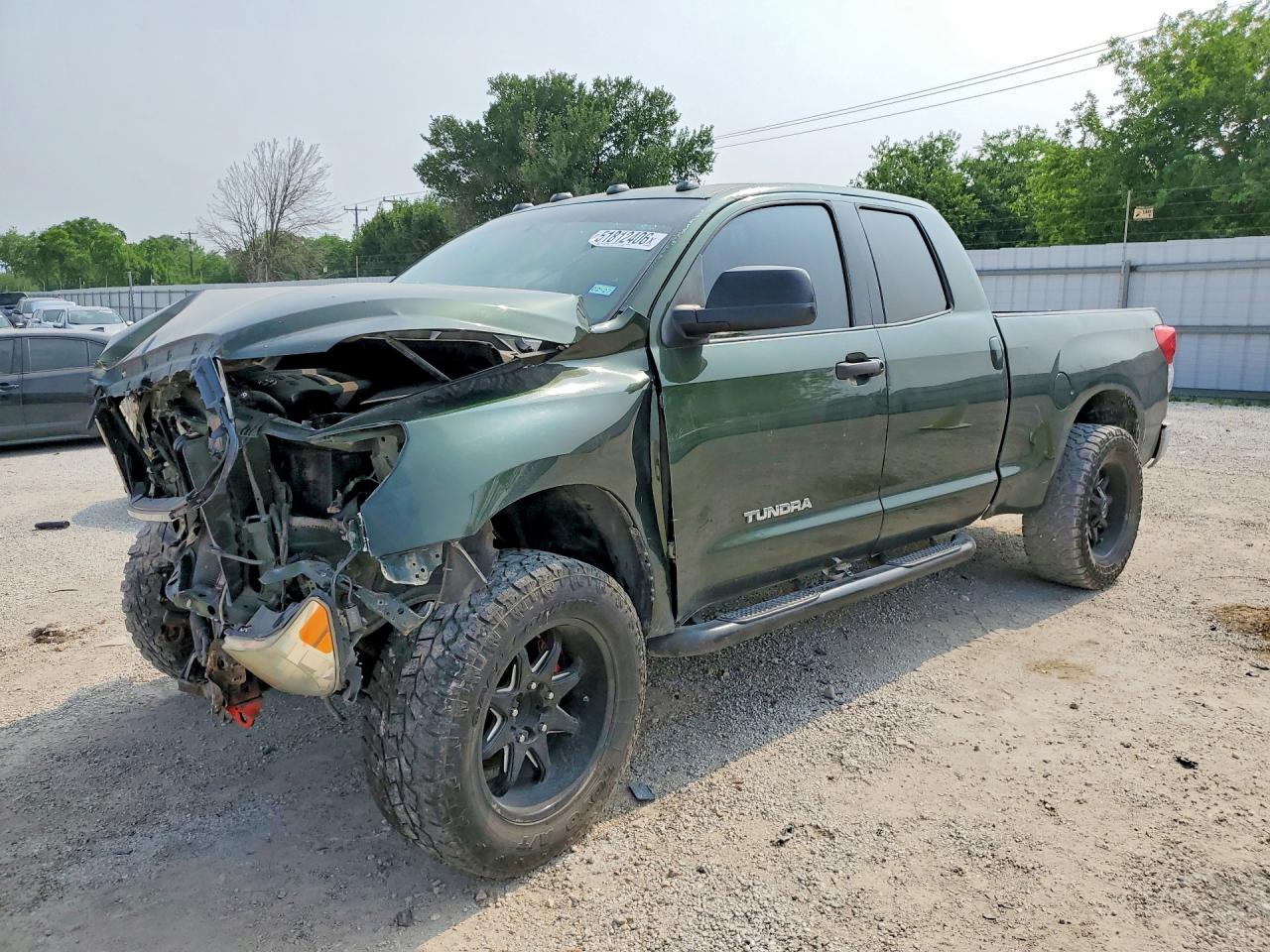 Salvage Toyota Tundra Image