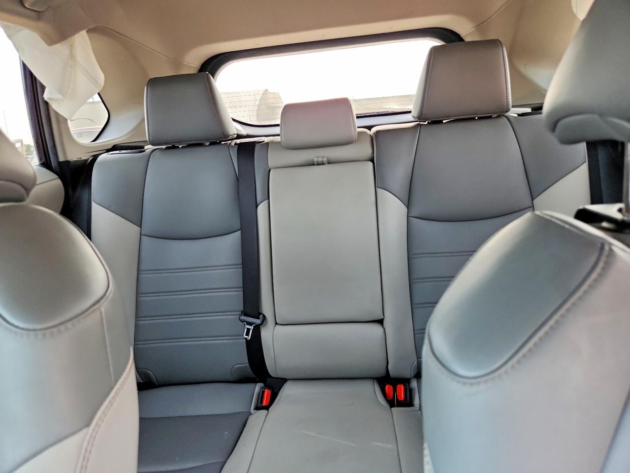 Toyota RAV4 Xle Premium