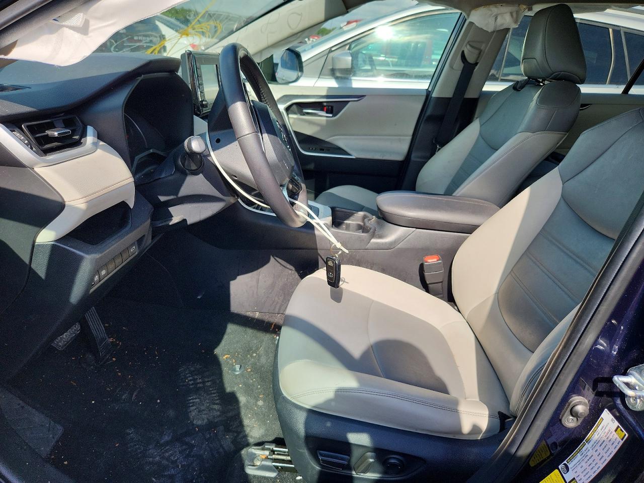 Toyota RAV4 Xle Premium