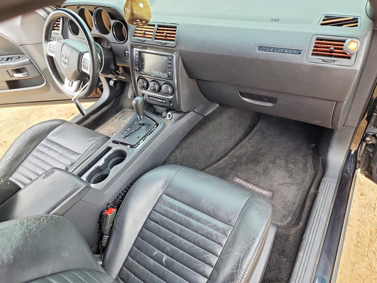 Dodge Challenger Sxt