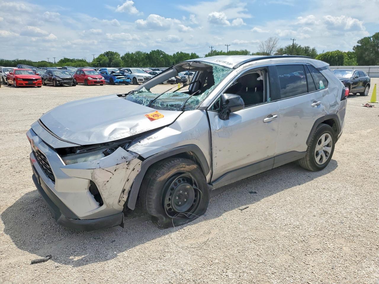 Salvage Toyota RAV4 Image