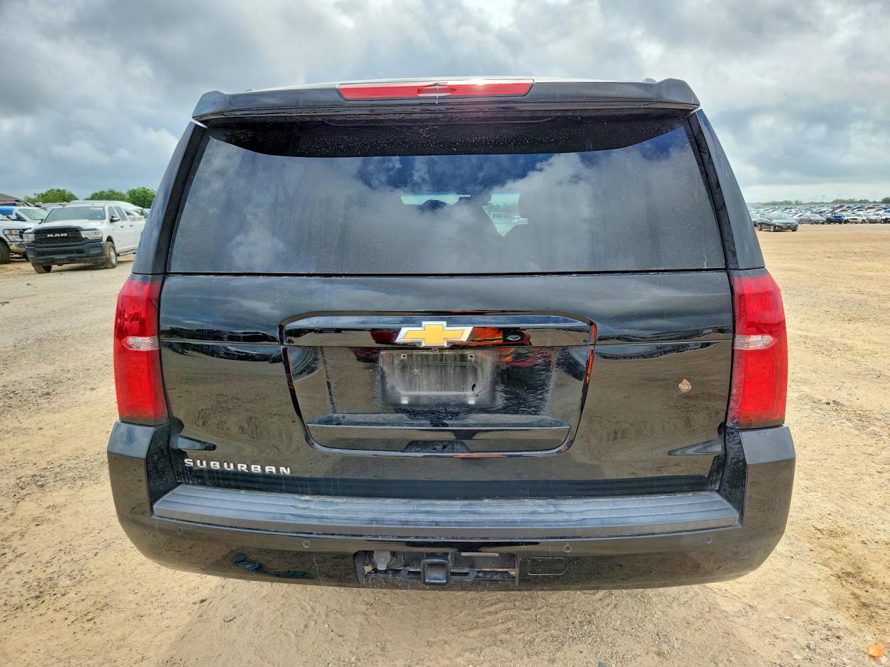 Chevrolet Suburban C1500 Lt