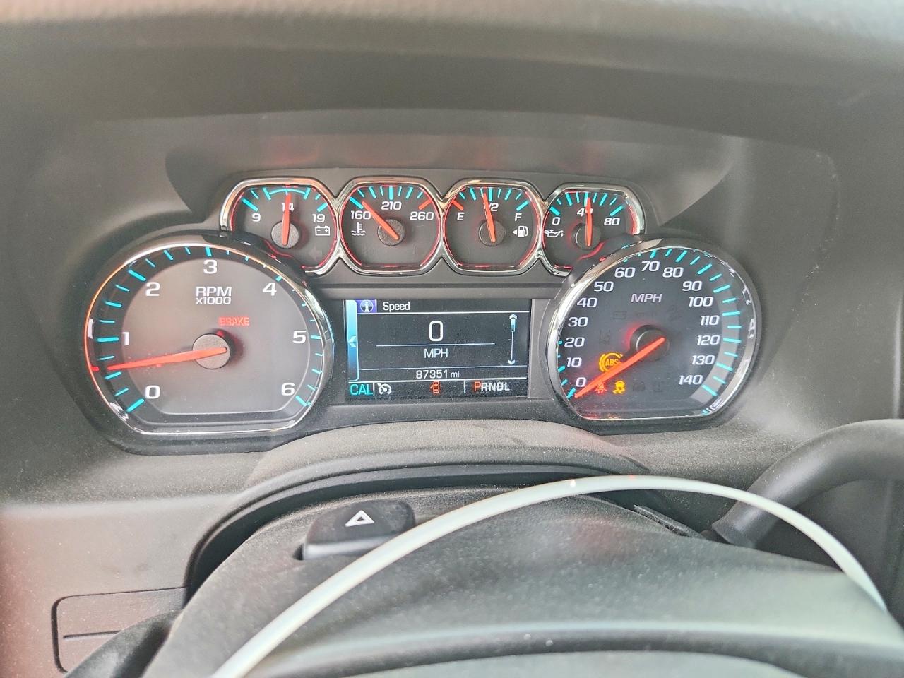 Chevrolet Suburban C1500 Lt