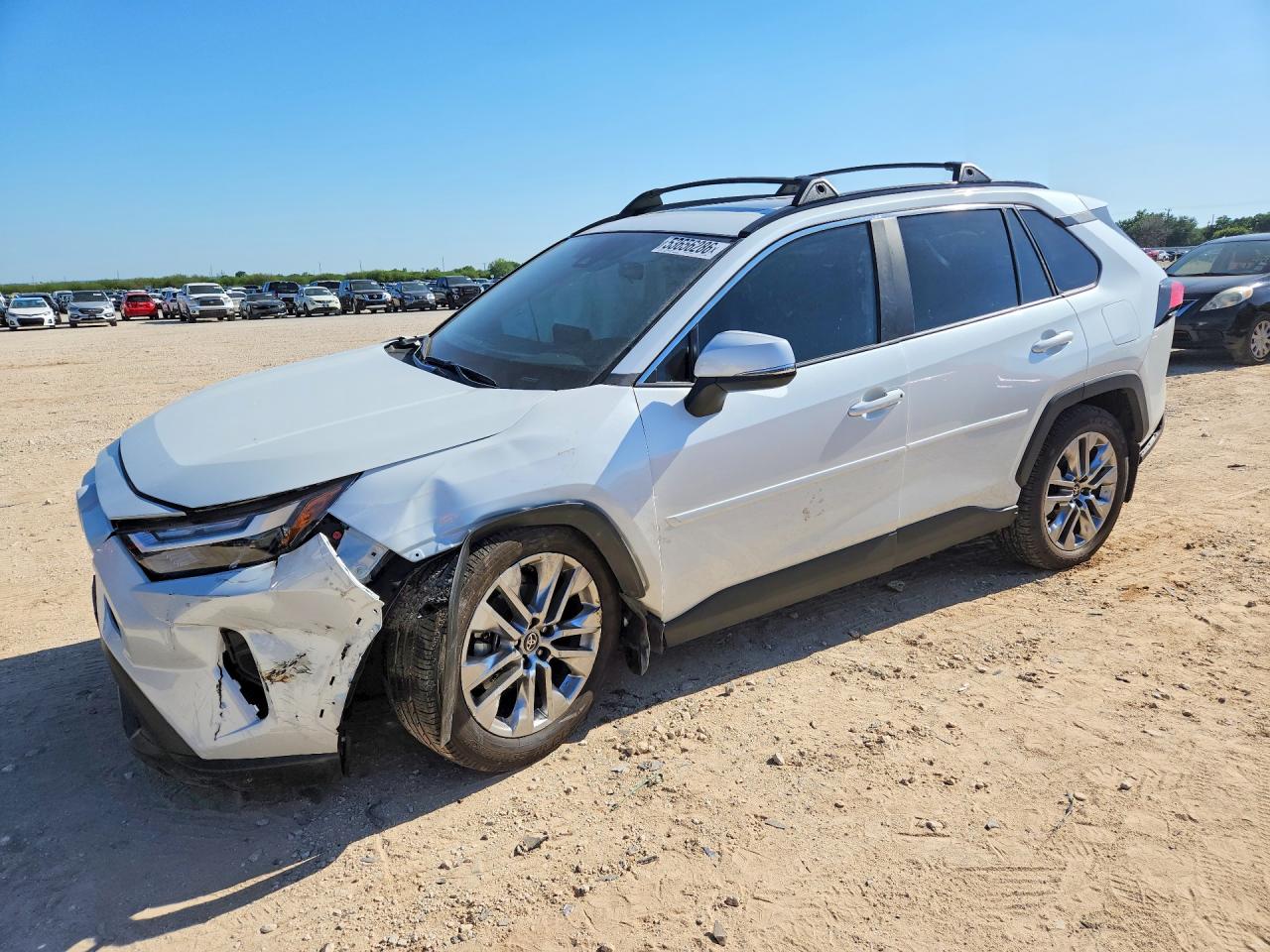Salvage Toyota RAV4 Image