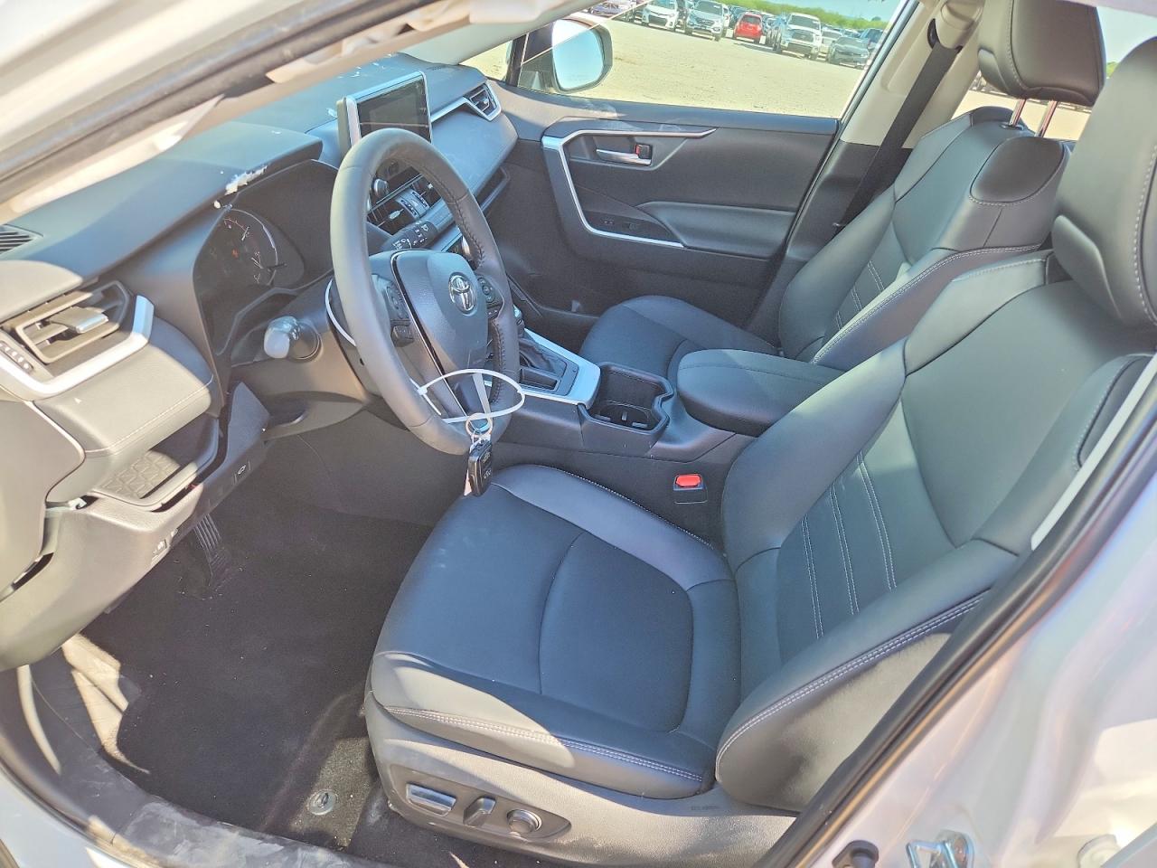 Toyota RAV4 Xle Premium