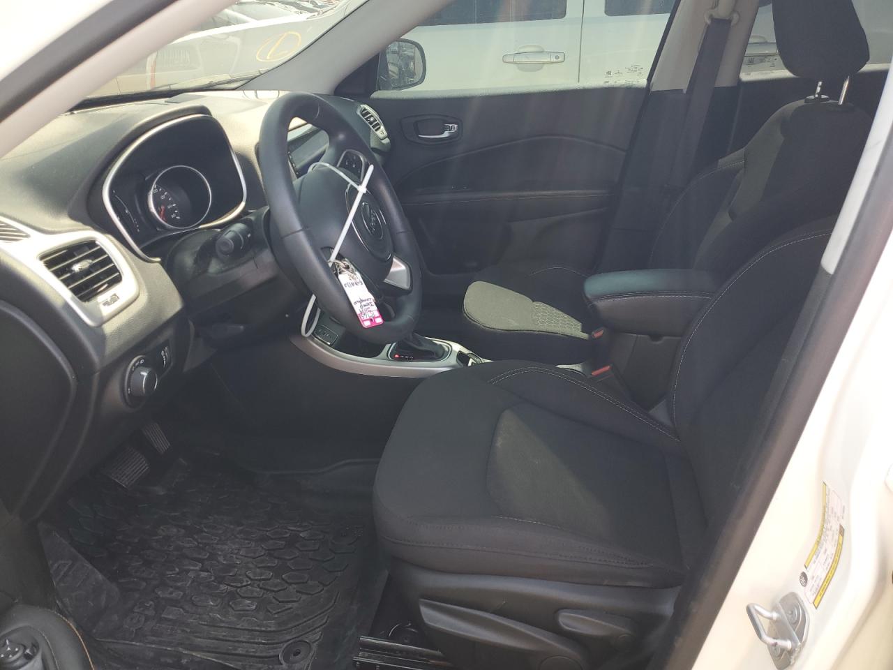Jeep Compass Sport
