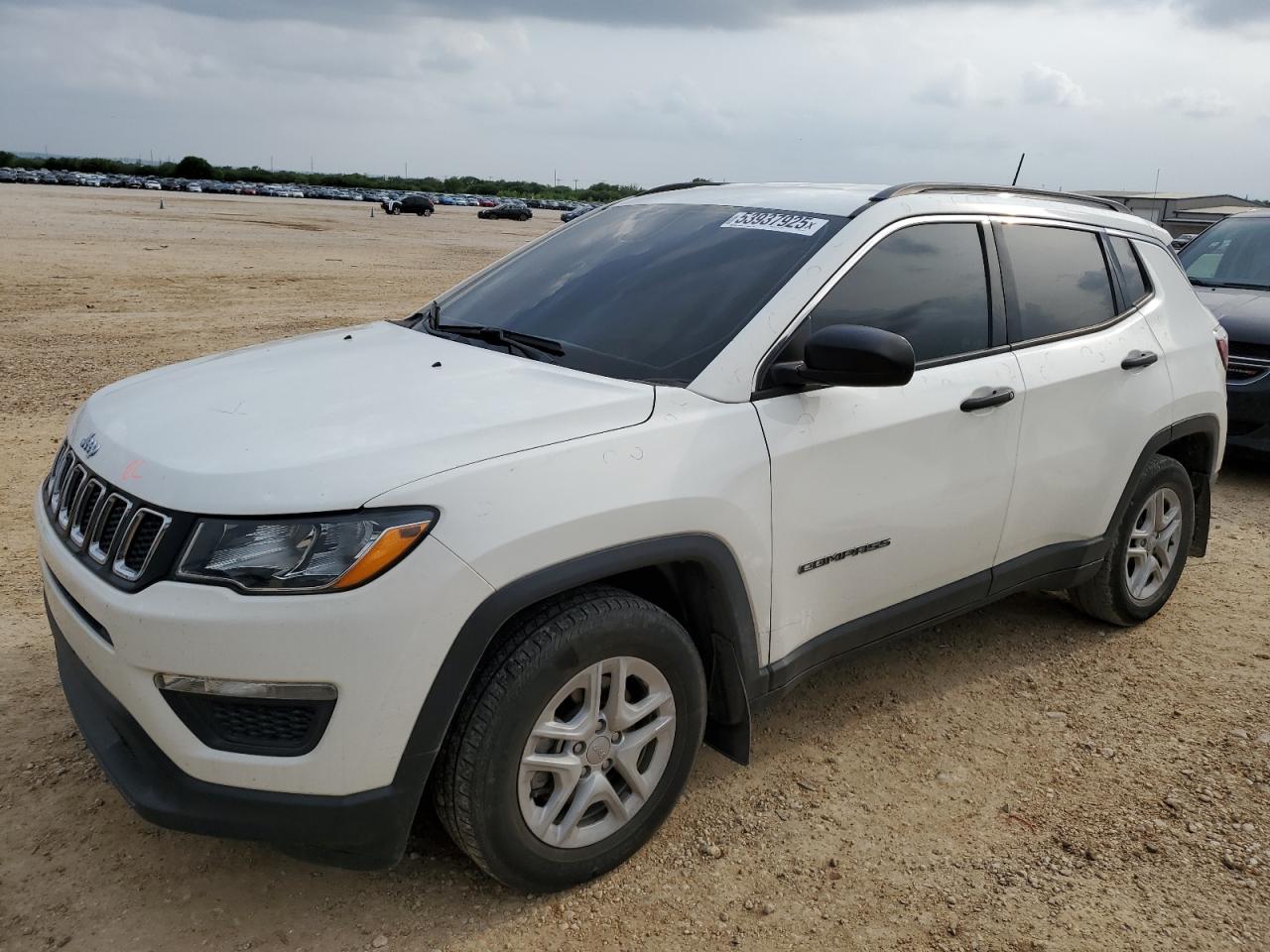Salvage Jeep Compass Image