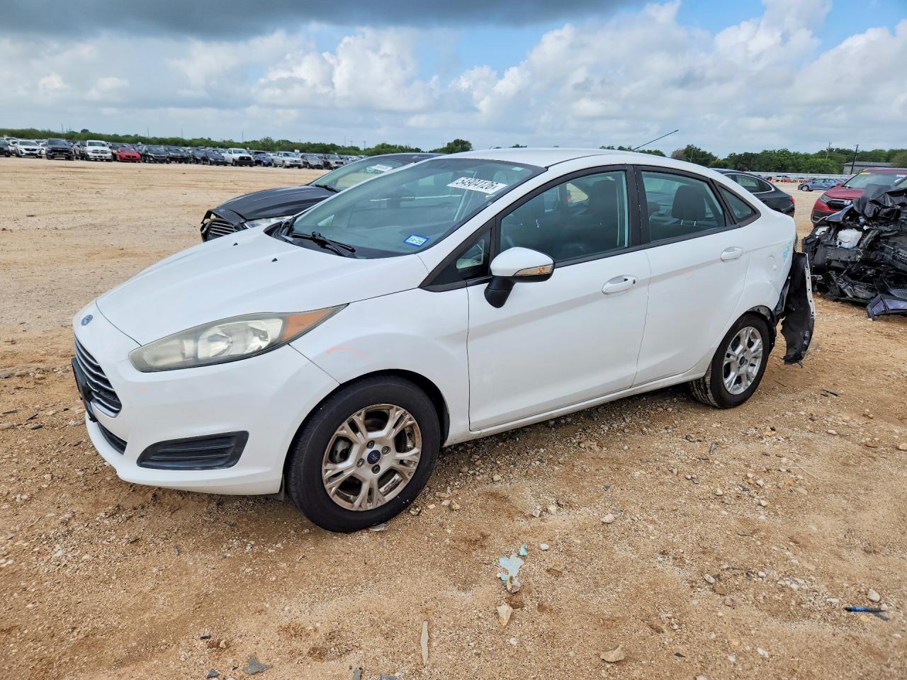 Salvage Ford Fiesta Image